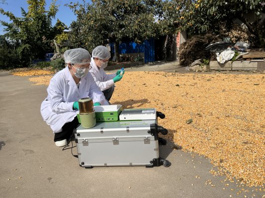 科技賦能農業 威海海洋職業學院教師研發玉米“解毒”新技術，校企合作助力秋糧減損增效